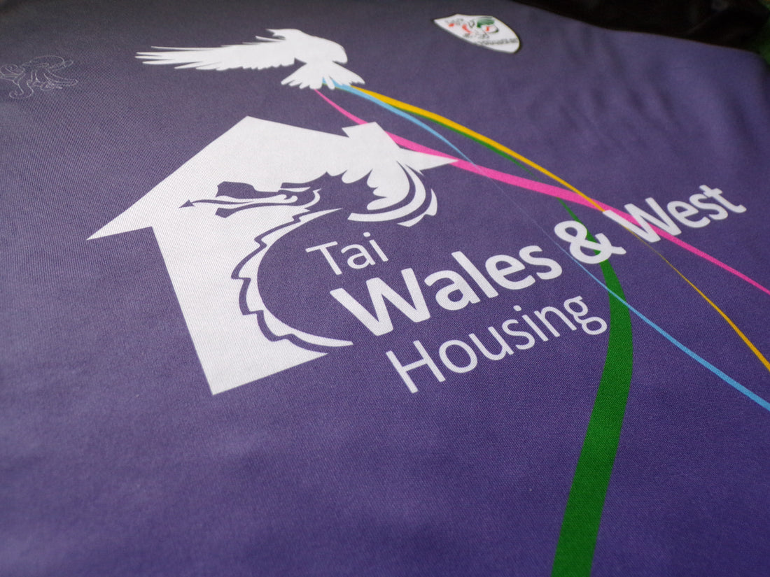 New kits for the North Wales Dragons
