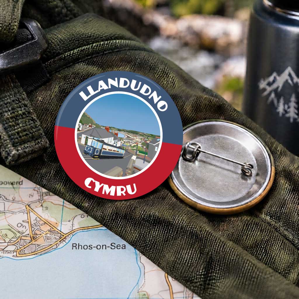 Llandudno with 25mm Pin Badge | Travel Memories Pin Badge