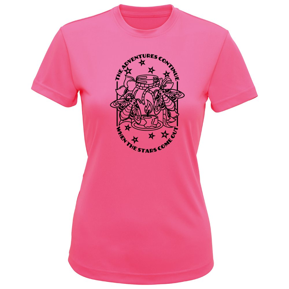 When the Stars Come Out Women’s T-Shirt – Adventure Camping Graphic Tee